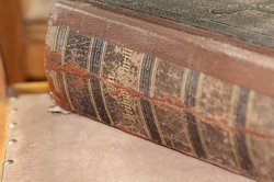 Bibel der Kirchengemeinde Uehrde